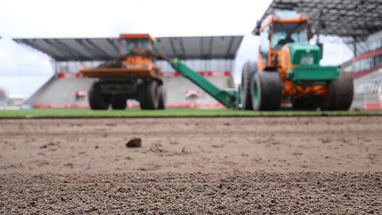 Rasen Rot-Weiss Essen Stadion